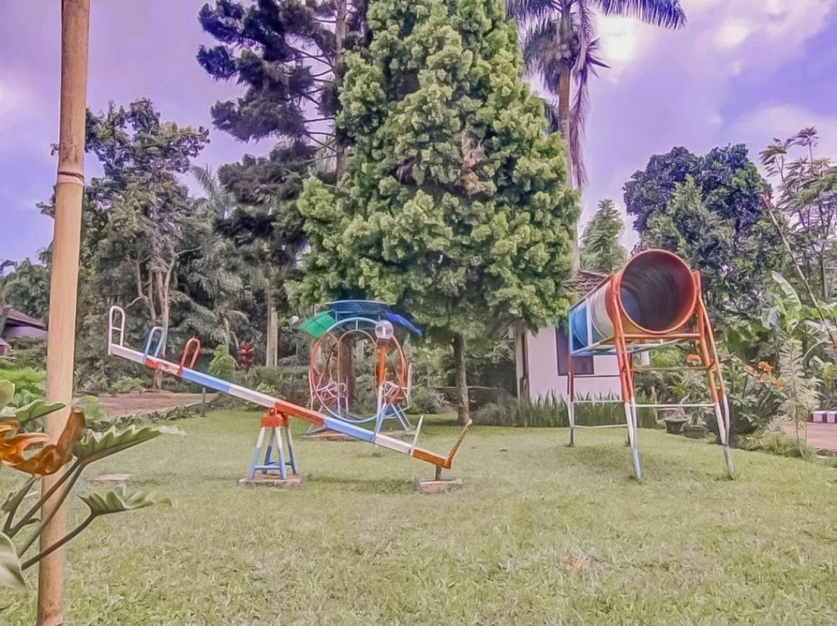 Reddoorz Plus At Grand Yustik Sukabumi Buitenkant foto