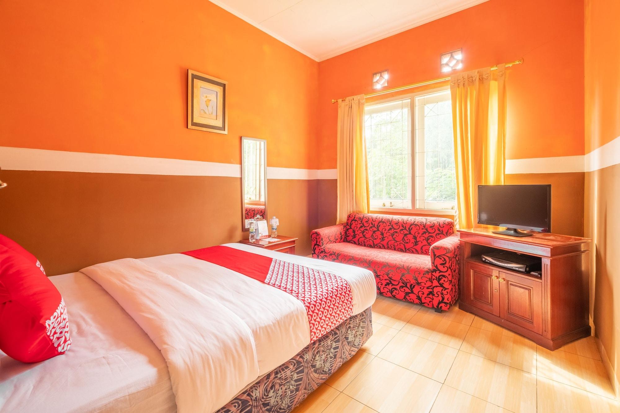 Reddoorz Plus At Grand Yustik Sukabumi Buitenkant foto