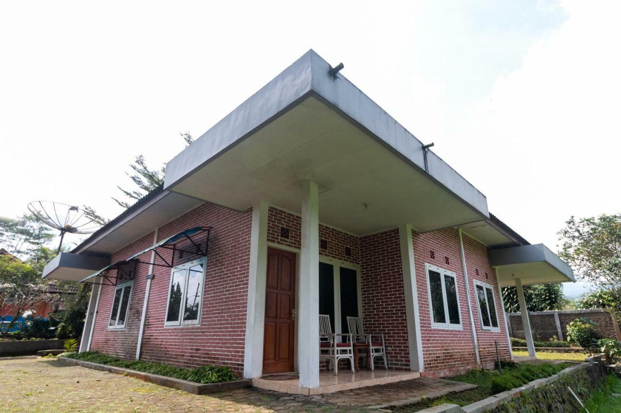 Reddoorz Plus At Grand Yustik Sukabumi Buitenkant foto
